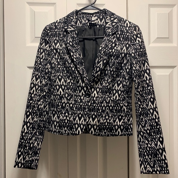 H&M black and white blazer - Picture 2 of 6